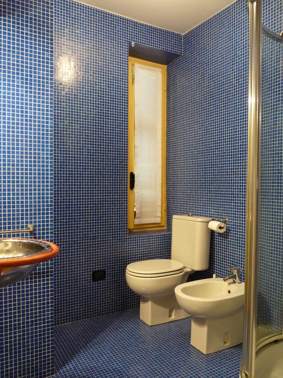 Apartment Lido Gozzano Pokoj fotografie